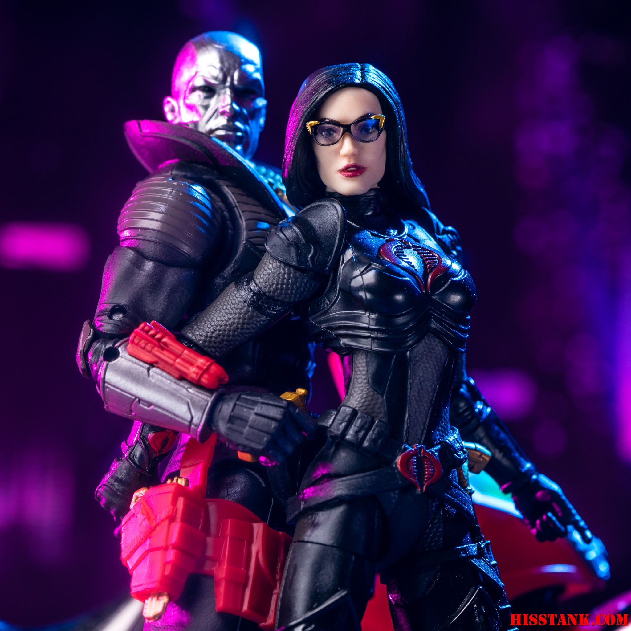 G.I. Joe Classified Baroness and C.O.I.L. In-Hand Gallery.